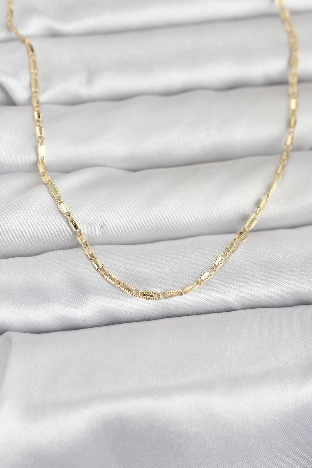 14K Gold Renk Lazerli Zincir Model 60 Kadın Kolye