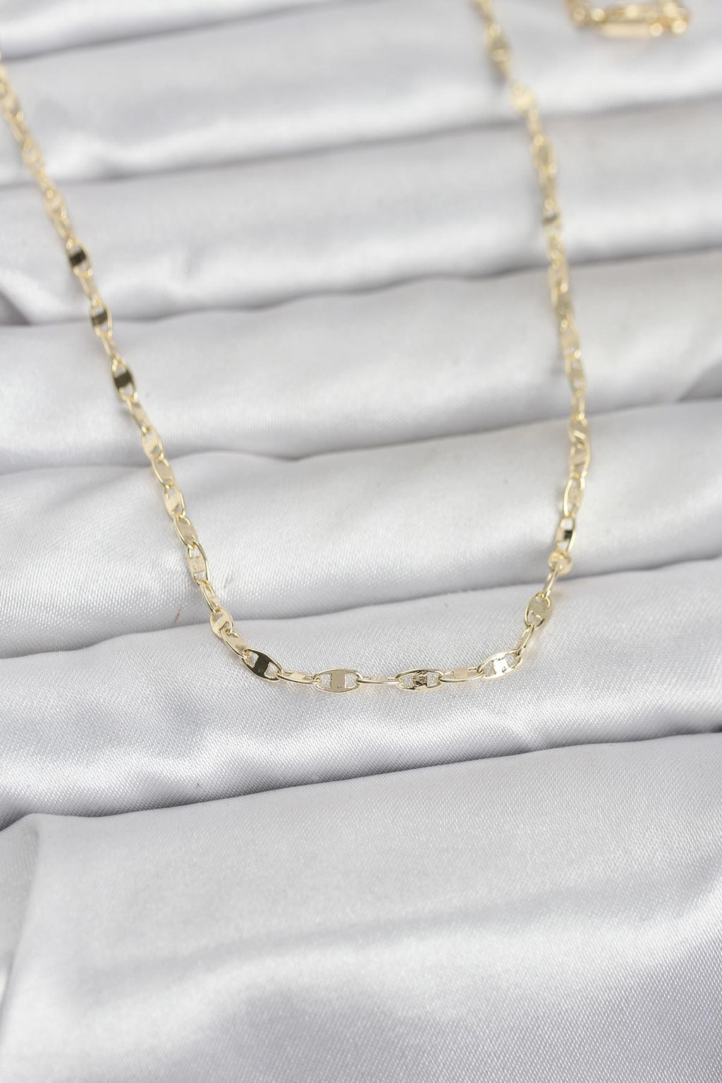 14K Gold Renk Yassı Gemici Zincir Model 60 Kadın Kolye