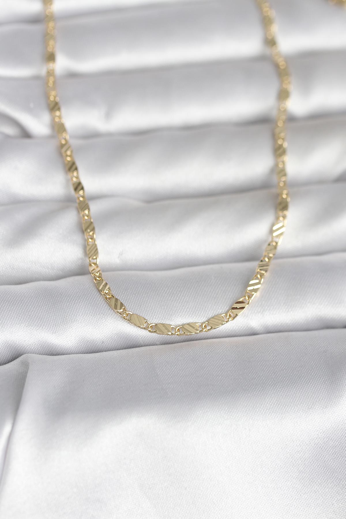 14K Gold Renk Çizgi Lazer Model 60 Kadın Kolye
