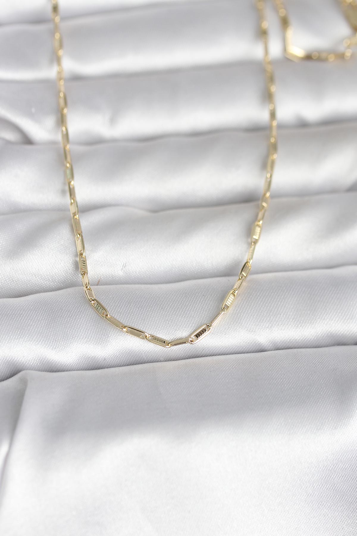 14K Gold Renk İnce Ataç Zincir Model 60 Kadın Kolye