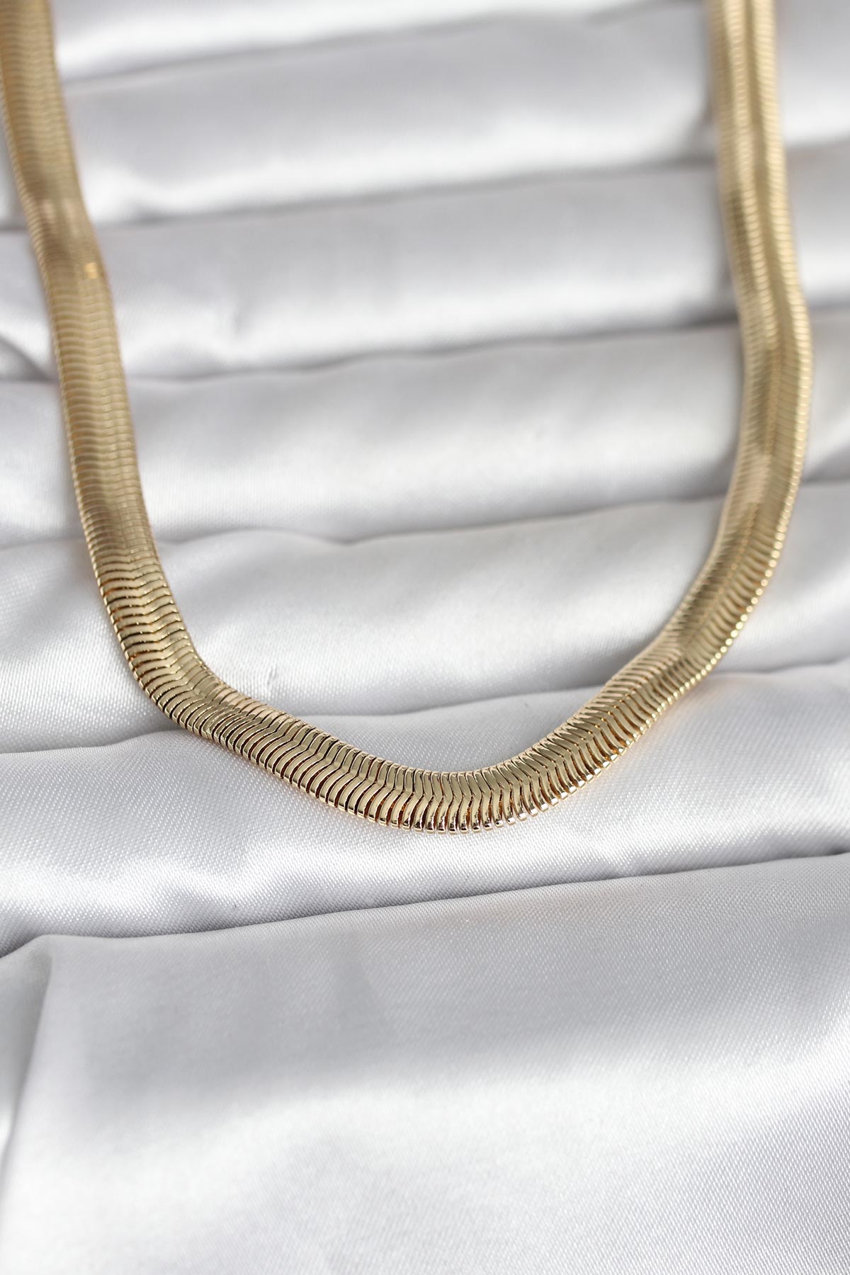 14K Gold Renk Kalın Yassı Yılan Zincir Model 45 Kadın Kolye