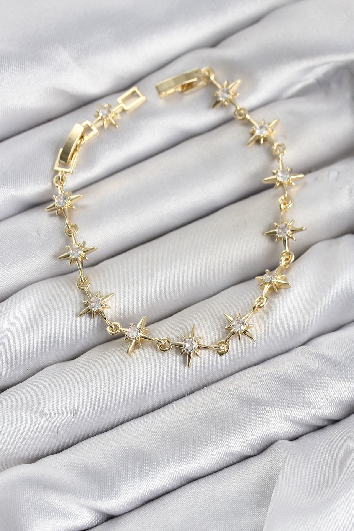 Kutup Yıldızı Model Gold Renk Zirkon Taşlı Kadın Bileklik