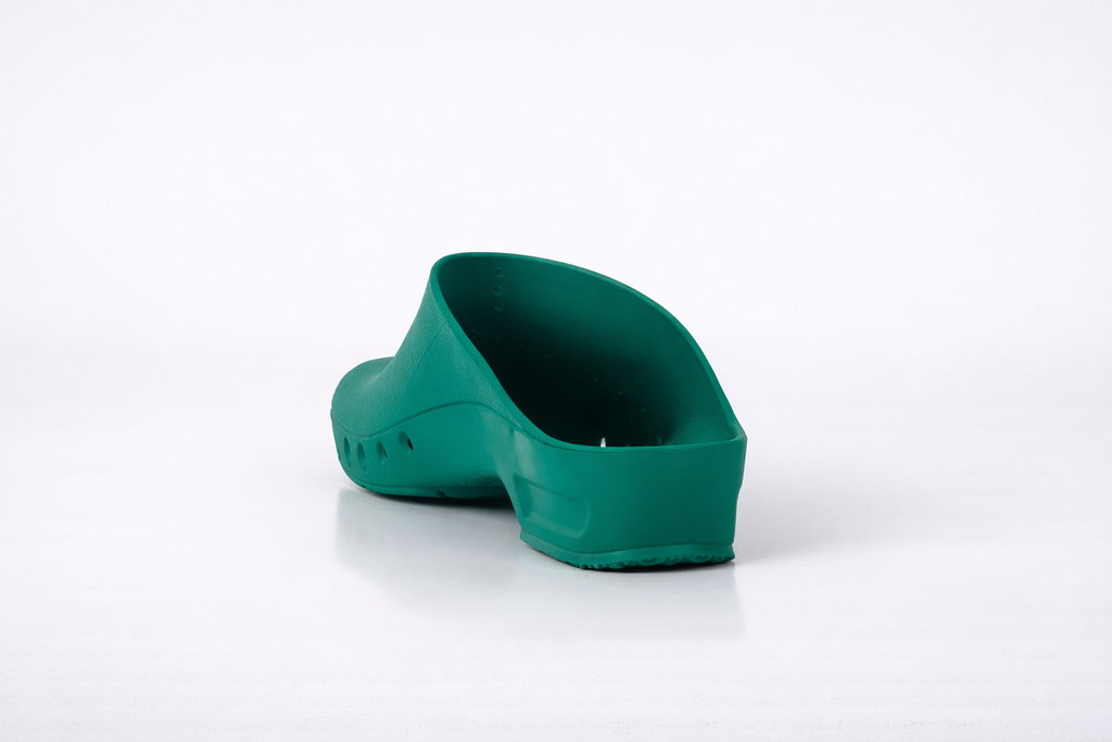 Antistatik Otoklavlanabilir Ameliyathane Terliği Sabo Terlik Laboratuvar, Hastane İçin Yeşil